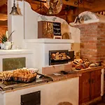 Almwelt Austria Hotel 4*