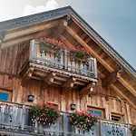 Almwelt Austria 호텔 4*