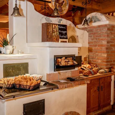 Almwelt Austria ホテル 4*