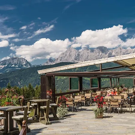 Almwelt Austria ホテル 4*