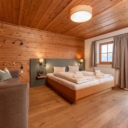 Almwelt Austria 4*