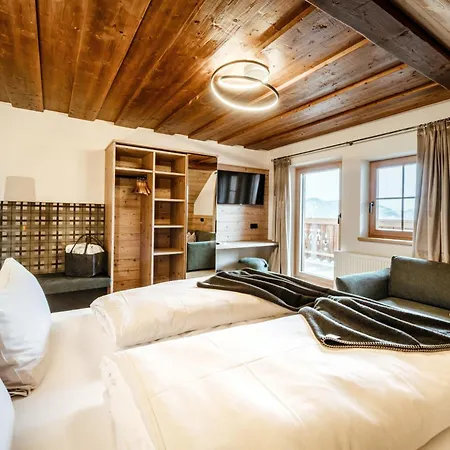 Almwelt Austria 4* 슈라드밍