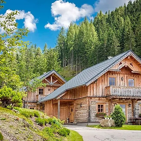 Almwelt Austria 호텔 4*